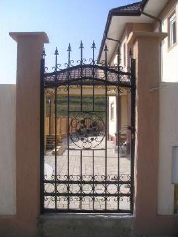 Poarta pietonala