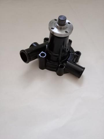Pompa apa Yanmar Komatsu 3D84 19327-42100