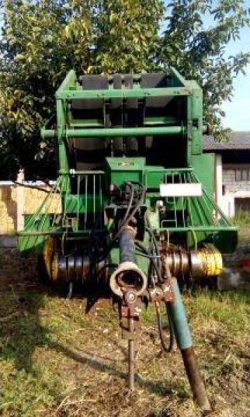Presa balotat John Deere