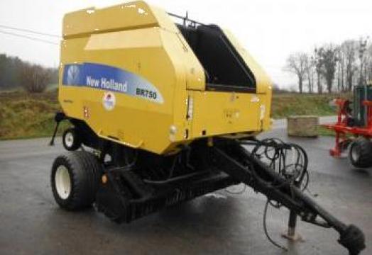 Presa baloti rotunzi New Holland BR750