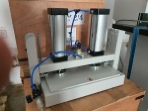 Presa pneumatica 350 x 500 mm