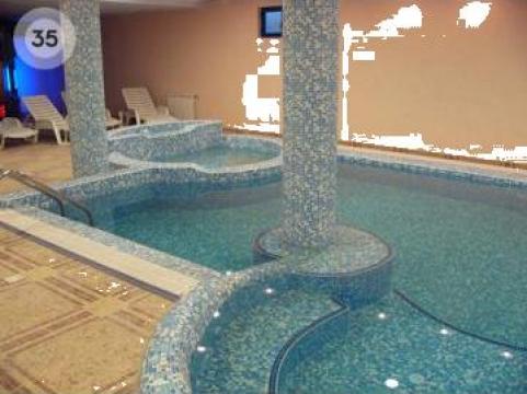 Proiector piscina