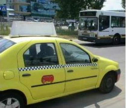 Publicitate pe taxi