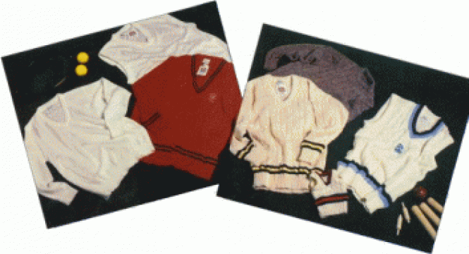 Pulovere tricotate