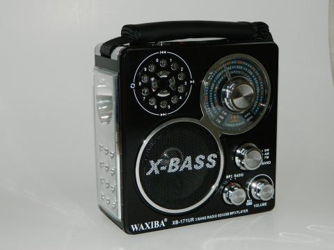 Radio portabil cu MP3 player Waxiba XB-171UR