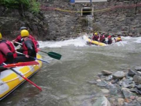 Rafting pe Jiu
