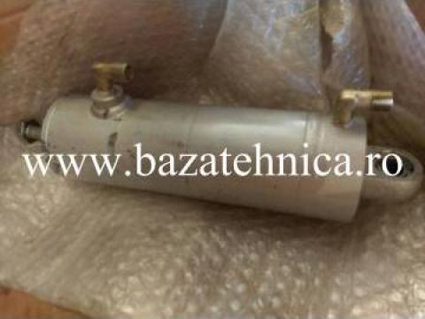 Reparatie cilindru hidraulic pentru masa de operatii