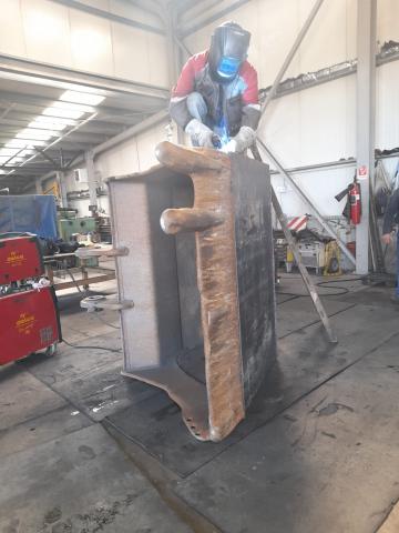 Reparatii cupe excavator, buldo, incarcatoar frontal