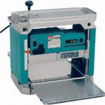 Rindea electrica (grosime) Makita 2012NB