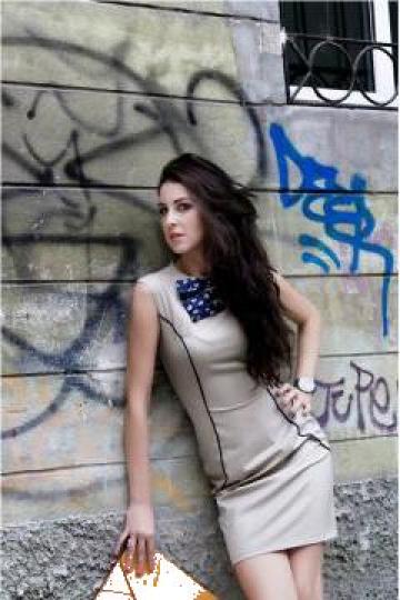 Rochie casual cu fermoar metalic si fundite Gratiela
