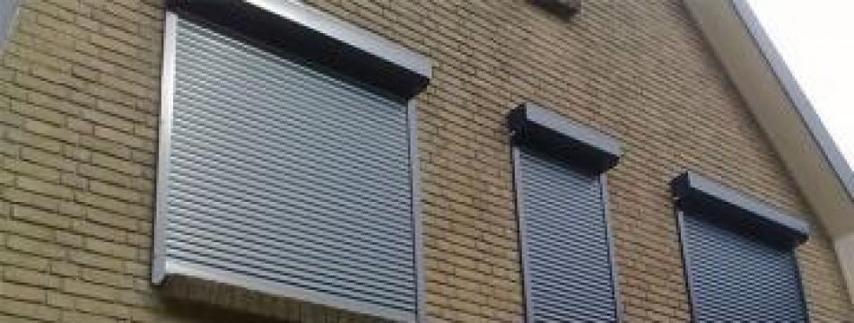 Rulouri exterioare din aluminiu sau PVC