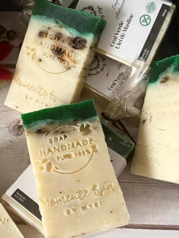 Sapun exfoliant, cu ulei de masline pe baza de ceai verde