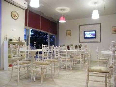 Scaune cafenea, restaurant, alb vintage, tapitate Retro