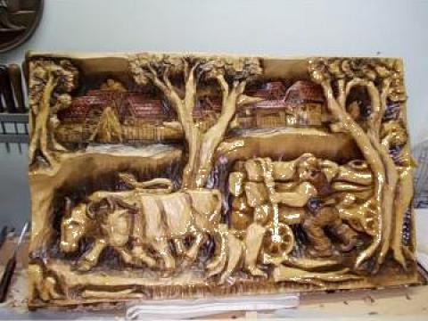 Sculptura Car cu busteni