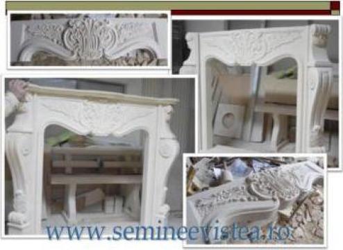 Semineu clasic sculptat manual din piatra