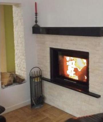 Semineu incorporat in perete