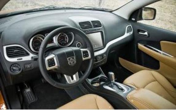 Servicii curatare tapiterie auto profesionala