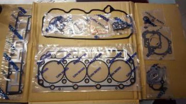 Set garnituri motor buldoexcavator Komatsu WB93 si WB97