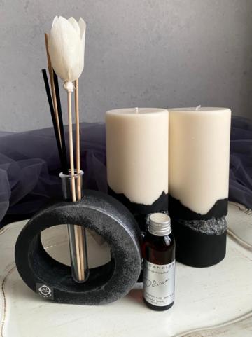 Set lumanari artizanale parfumate Loft Black Delirium 2.3 kg