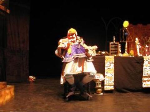 Spectacol: Cum a devenit Arthur rege