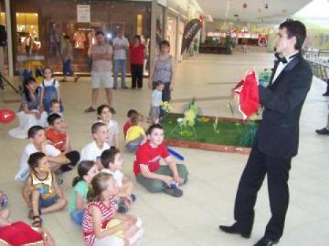 Spectacol cu magician