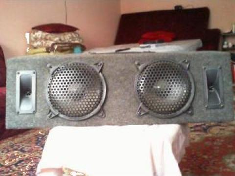 Subwoofer pt. masina