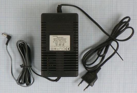 Sursa de alimentare out 12V-3Acc In 220Vca