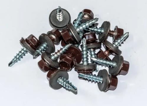 Suruburi autoforante cap hexagonal 4.8x20 mm maro RAL 8017