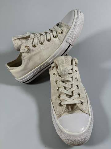 Tenisi Converse marimea 40 dama