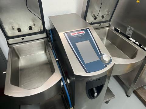 Tigaie basculanta electrica 2 x 14 litri Rational VCC 112+