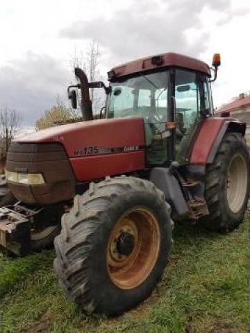Tractor Case 135