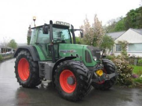Tractor Fendt 716