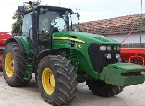 Tractor John Deere 7730