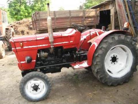 Tractor agricol UTB V445