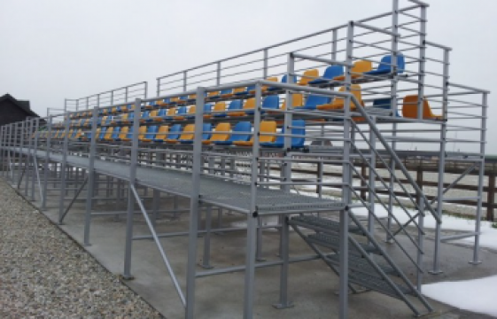 Tribune stadion