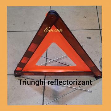 Triunghi reflectorizant cu marcaj E