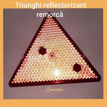 Triunghi reflectorizant