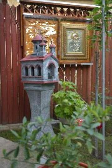 Troite Grecia, monumente funerare