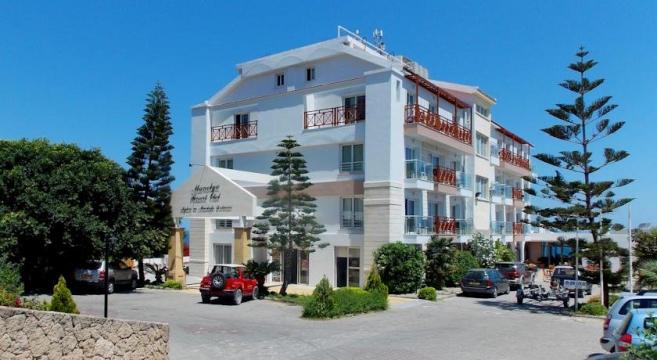 Vacanta in Cipru Hotel Manolya