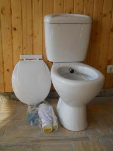Vas de toaleta cu bideu incorporat in acelasi obiect sanitar