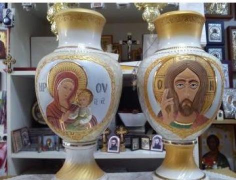 Vaze religioase pictate manual