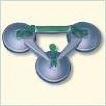 Ventuza tripla