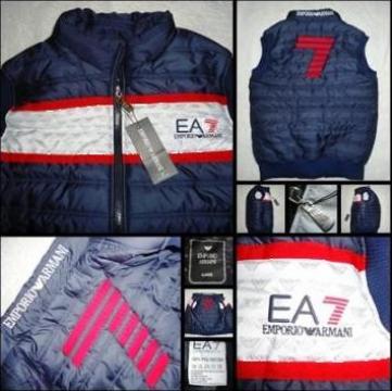 Vesta barbati neagra matlasata Emporio Armani
