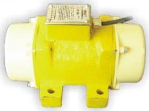 Vibrator electric de exterior VEE-600